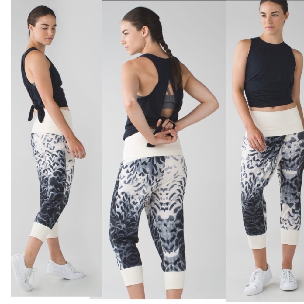 Lululemon Dance To Yoga Pant Pretty Plume Angel Wing Black Sz 2